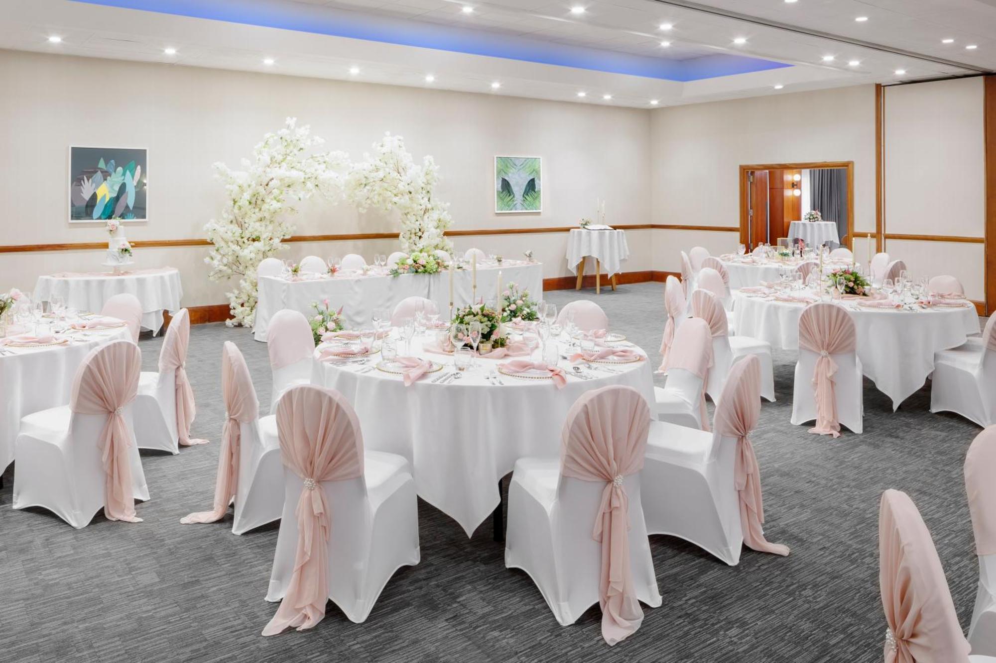 Holiday Inn Leicester City By Ihg Exterior foto